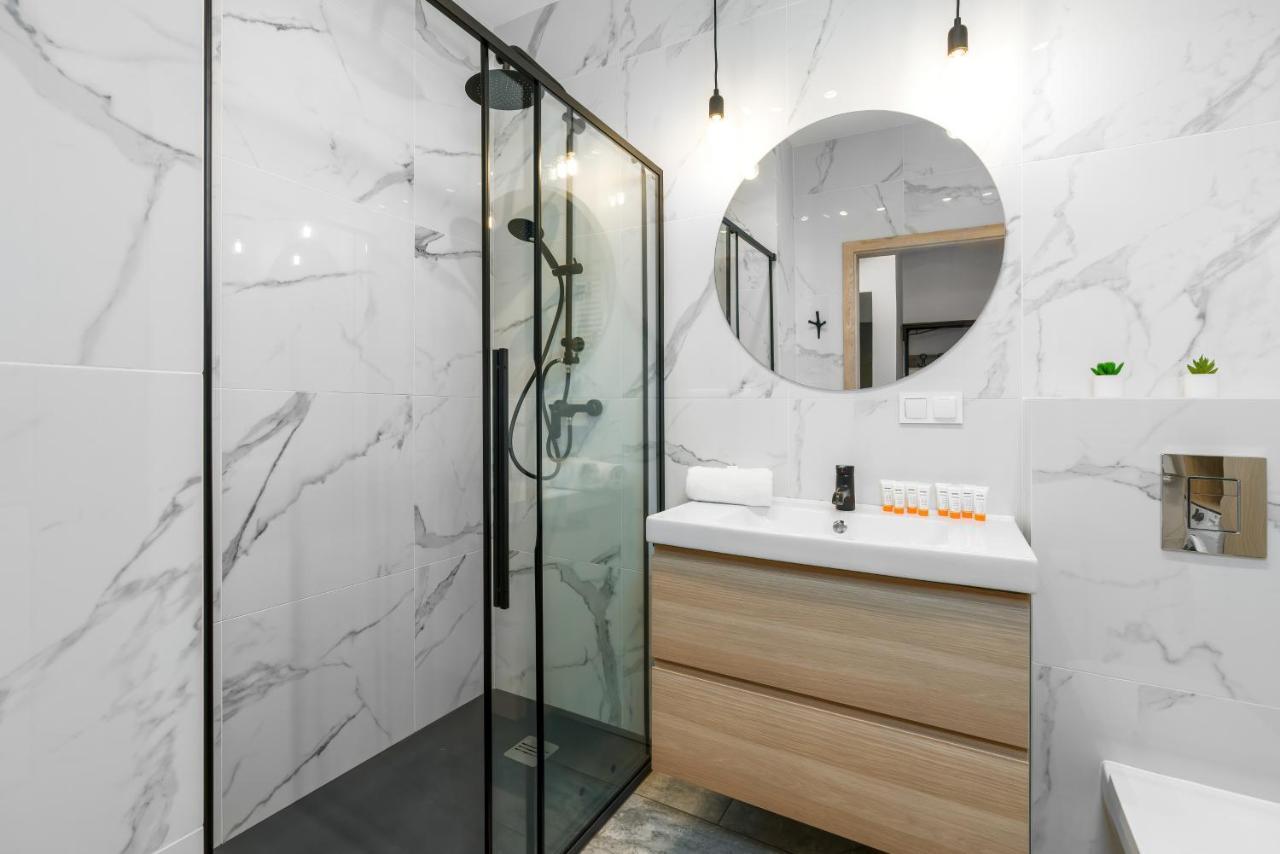 Premium Airport By Renters Apartament